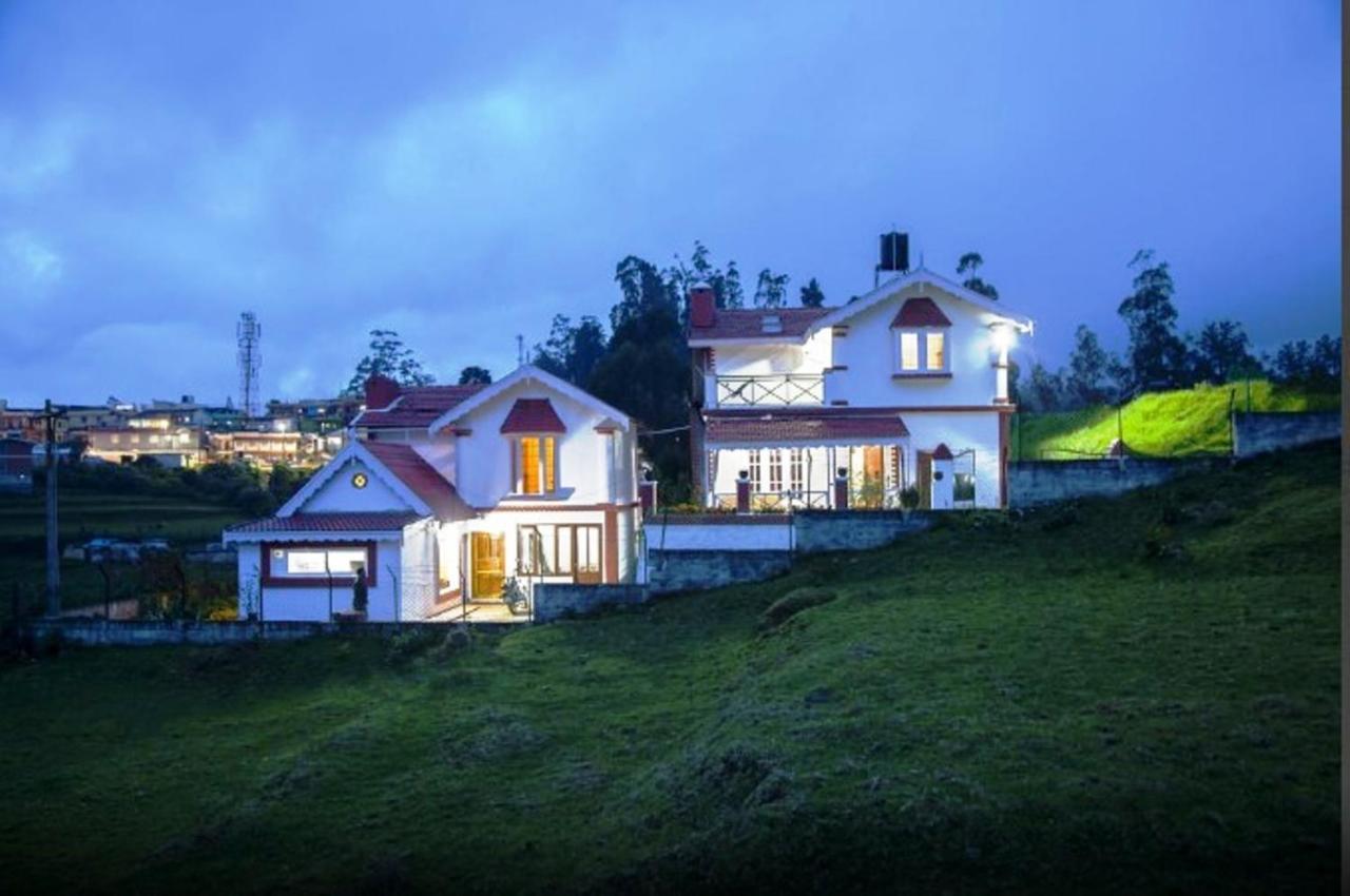 Pine View Stay Ooty Extérieur photo