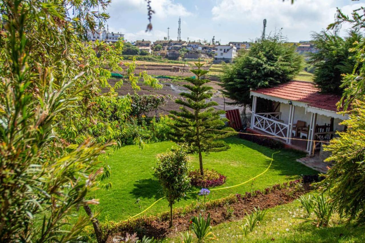 Pine View Stay Ooty Extérieur photo