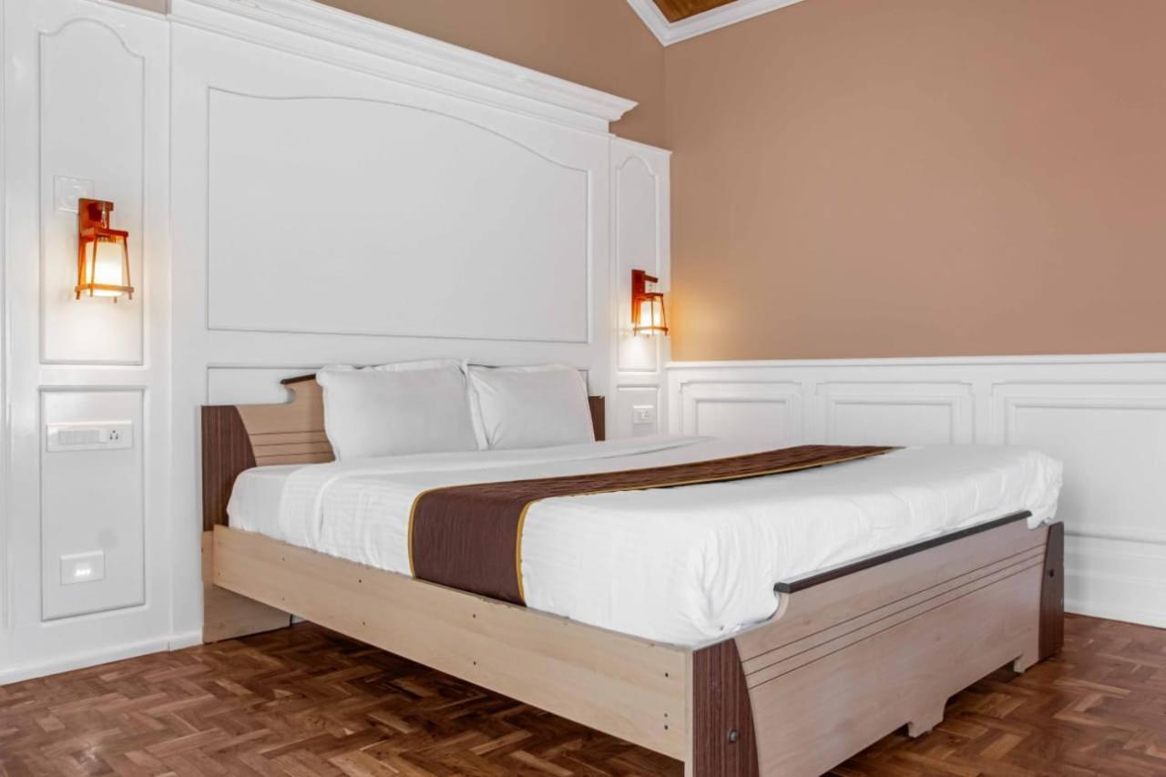 Pine View Stay Ooty Extérieur photo