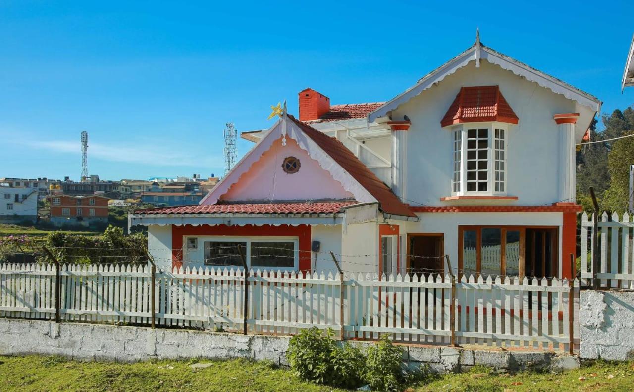 Pine View Stay Ooty Extérieur photo