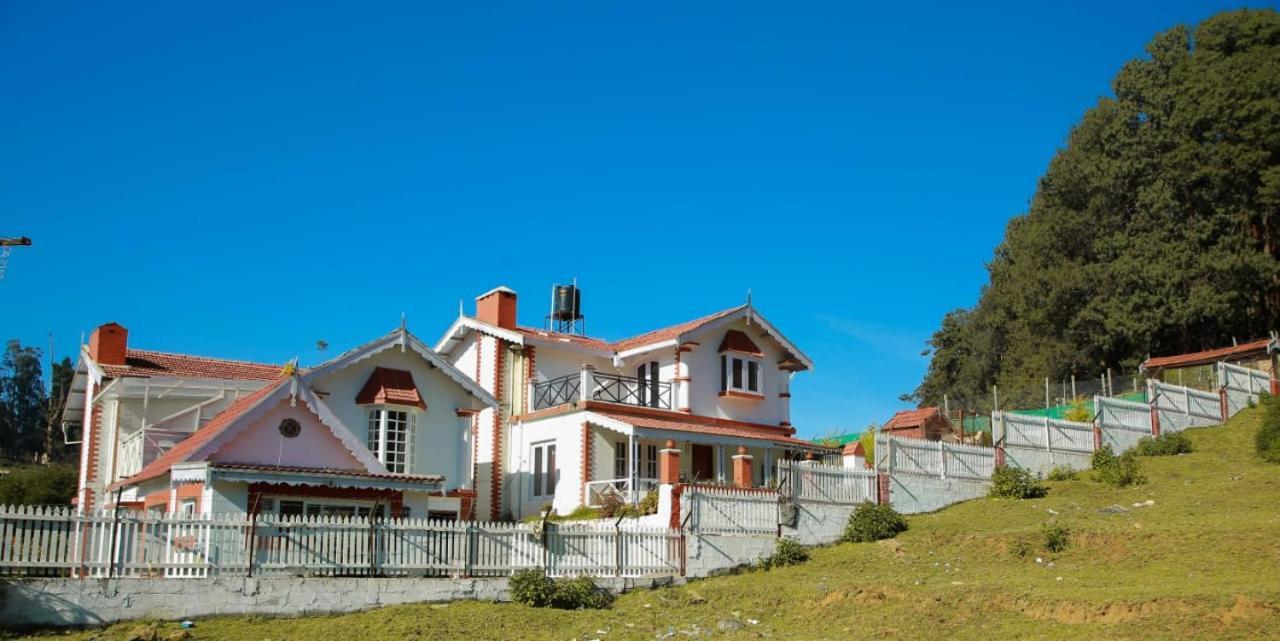 Pine View Stay Ooty Extérieur photo